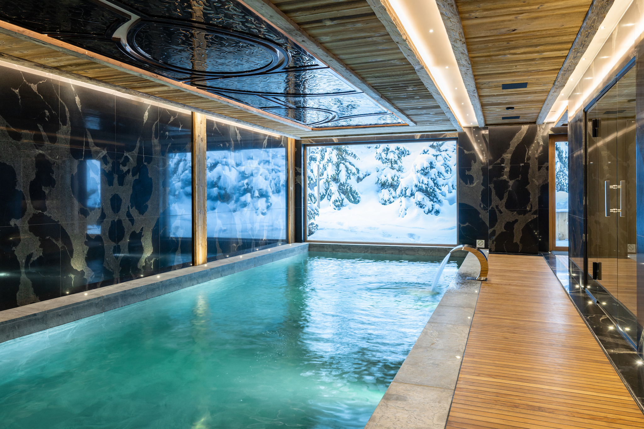 indoor-pool-in-nord-resort-spa-fitness-at-ultima-courchevel-belevedere-4