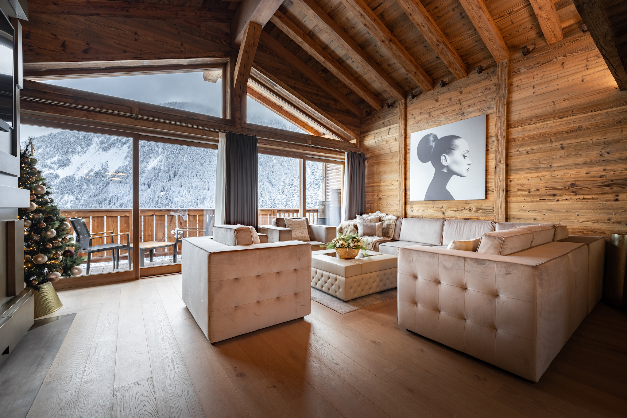 alpine-chic-living-room-on-top-floor-prestige-residence-sud-resort-ultima-courchevel-belvedere
